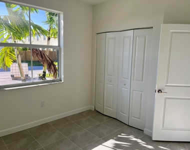 2776 Se 26th Avenue - Photo Thumbnail 21
