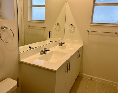 2776 Se 26th Avenue - Photo Thumbnail 46