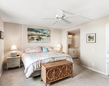5480 N Ocean Drive - Photo Thumbnail 10