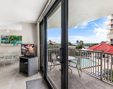 5480 N Ocean Drive - Photo Thumbnail 13