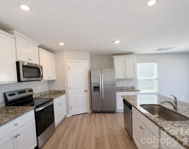 1408 Nia Road - Photo Thumbnail 8
