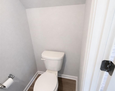 1408 Nia Road - Photo Thumbnail 10
