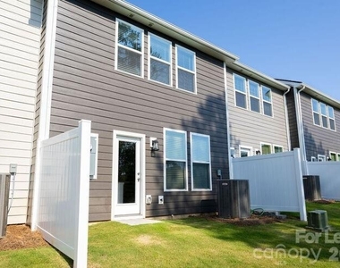 2348 Layman Drive - Photo Thumbnail 34