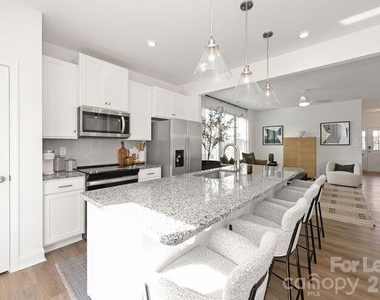 2348 Layman Drive - Photo Thumbnail 9
