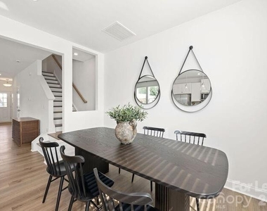 2348 Layman Drive - Photo Thumbnail 8