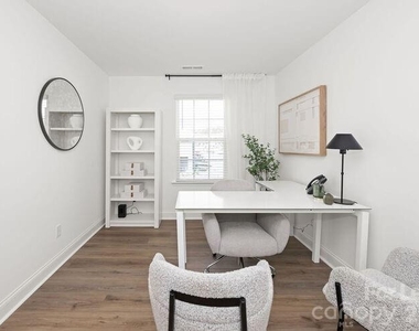 2348 Layman Drive - Photo Thumbnail 17