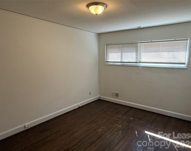 3104 Creighton Drive - Photo Thumbnail 3