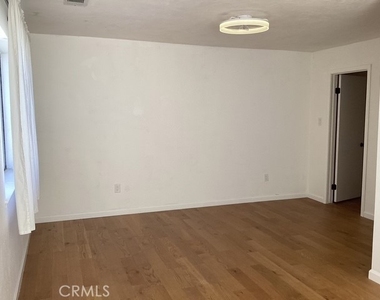 44532 E 15th Street E - Photo Thumbnail 9