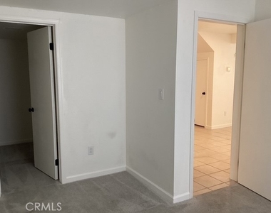 44532 E 15th Street E - Photo Thumbnail 8
