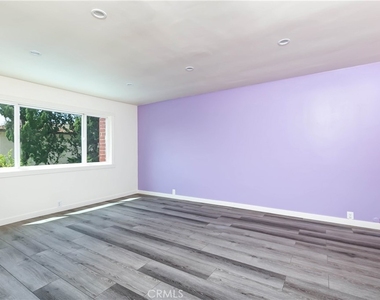 24510 Welby - Photo Thumbnail 20