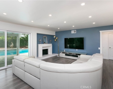 24510 Welby - Photo Thumbnail 10