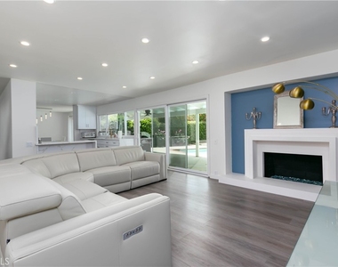 24510 Welby - Photo Thumbnail 11