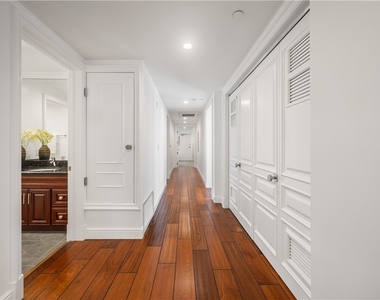 918 S Wooster Street - Photo Thumbnail 27