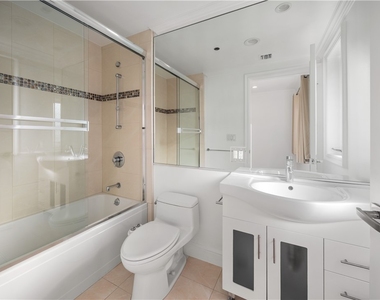 918 S Wooster Street - Photo Thumbnail 25