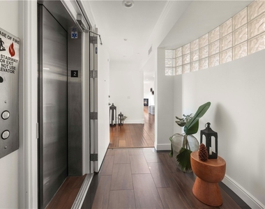 918 S Wooster Street - Photo Thumbnail 10