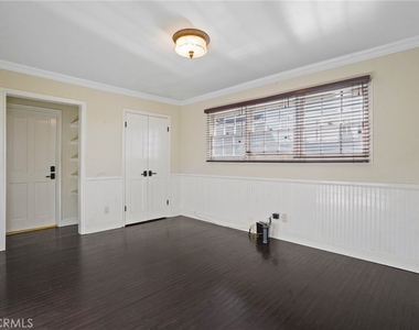 12281 Woodley Avenue - Photo Thumbnail 28