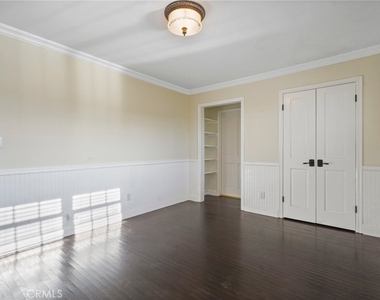 12281 Woodley Avenue - Photo Thumbnail 29