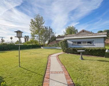 12281 Woodley Avenue - Photo Thumbnail 44