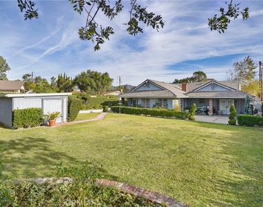 12281 Woodley Avenue - Photo Thumbnail 39