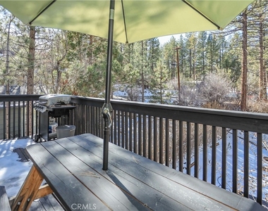 325 Hilltop Lane - Photo Thumbnail 13