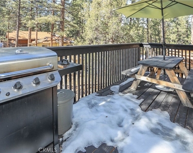 325 Hilltop Lane - Photo Thumbnail 12