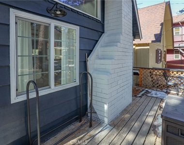 325 Hilltop Lane - Photo Thumbnail 2