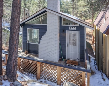325 Hilltop Lane - Photo Thumbnail 3