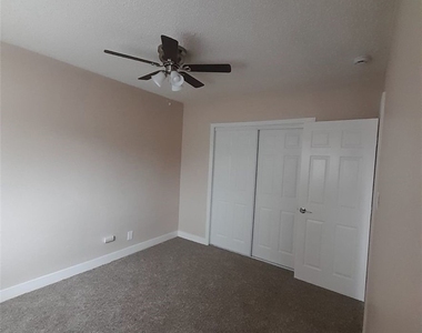 8547 Imperial - Photo Thumbnail 4