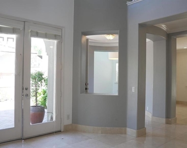 1050 White Alder Avenue - Photo Thumbnail 16