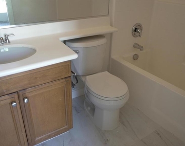 1050 White Alder Avenue - Photo Thumbnail 20