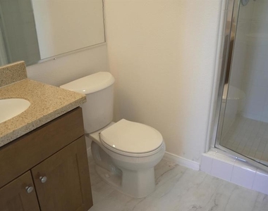1050 White Alder Avenue - Photo Thumbnail 9