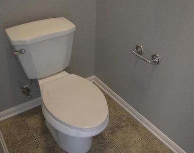 1050 White Alder Avenue - Photo Thumbnail 41