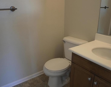 1050 White Alder Avenue - Photo Thumbnail 30