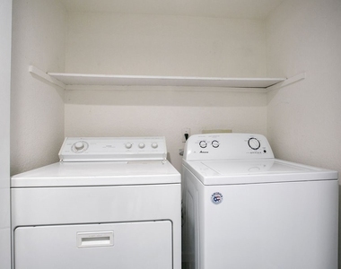 430 Lake Street - Photo Thumbnail 10
