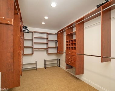 208 E Balboa Boulevard - Photo Thumbnail 35