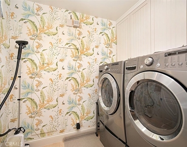 208 E Balboa Boulevard - Photo Thumbnail 27