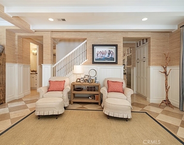 208 E Balboa Boulevard - Photo Thumbnail 8