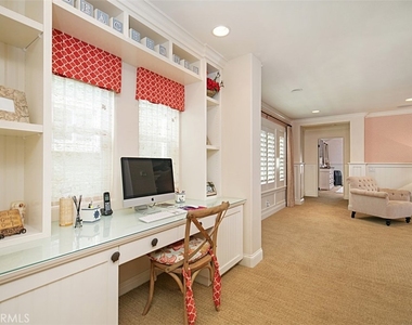 208 E Balboa Boulevard - Photo Thumbnail 20