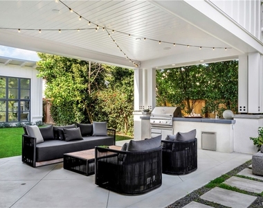 2217 Laurel - Photo Thumbnail 8