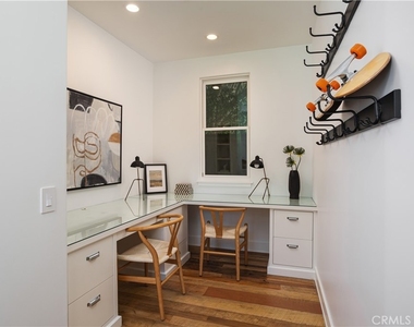 2217 Laurel - Photo Thumbnail 21