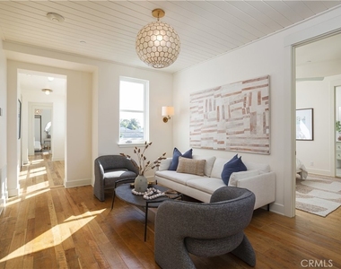 2217 Laurel - Photo Thumbnail 13