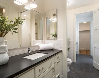 2217 Laurel - Photo Thumbnail 17