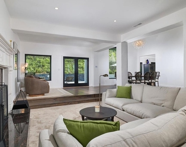 2739 Argonauta Street - Photo Thumbnail 8