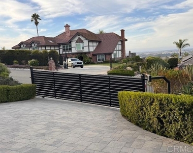 2739 Argonauta Street - Photo Thumbnail 32