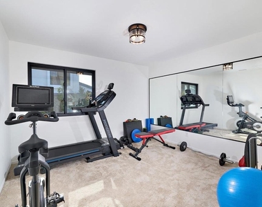 2739 Argonauta Street - Photo Thumbnail 28