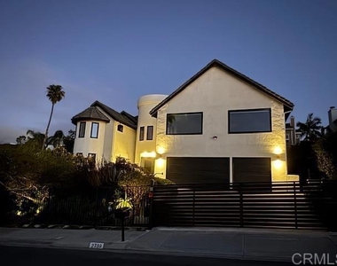 2739 Argonauta Street - Photo Thumbnail 1