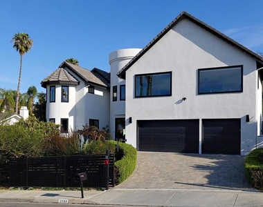 2739 Argonauta Street - Photo Thumbnail 4