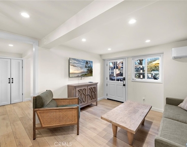 233 Cajon Street - Photo Thumbnail 2