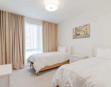 352 Caruso Avenue - Photo Thumbnail 23