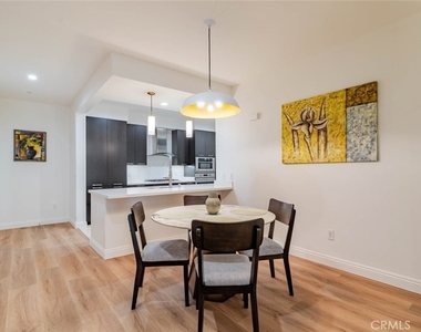 352 Caruso Avenue - Photo Thumbnail 10